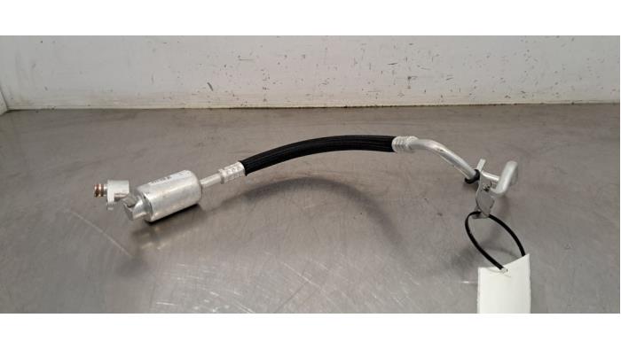 Tuyau clim Peugeot 408