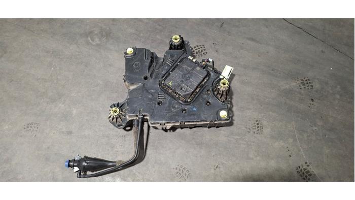 Réservoir Adblue Citroen Jumpy