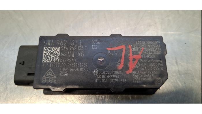 Entrée sans clé - Antenne Audi Q4