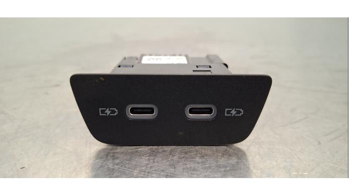 Connexion USB Audi Q4