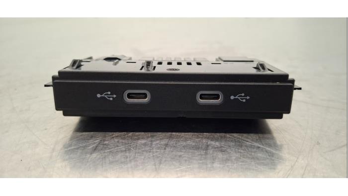 Connexion USB Audi Q4