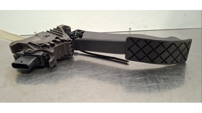 Pédale d'accélérateur Audi Q4