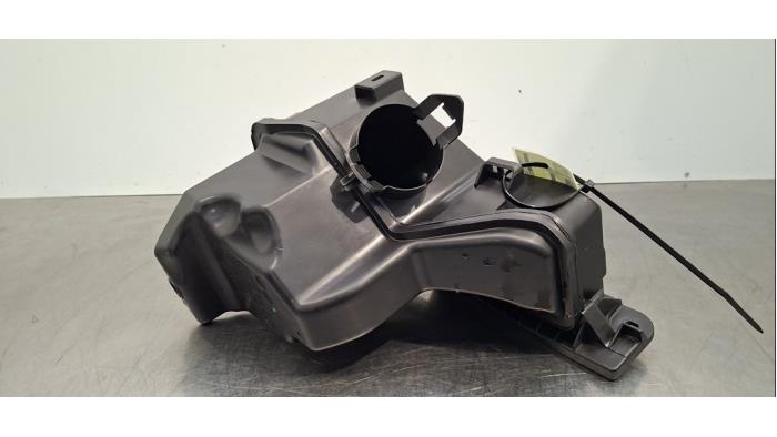 Guidage d'air Peugeot 408