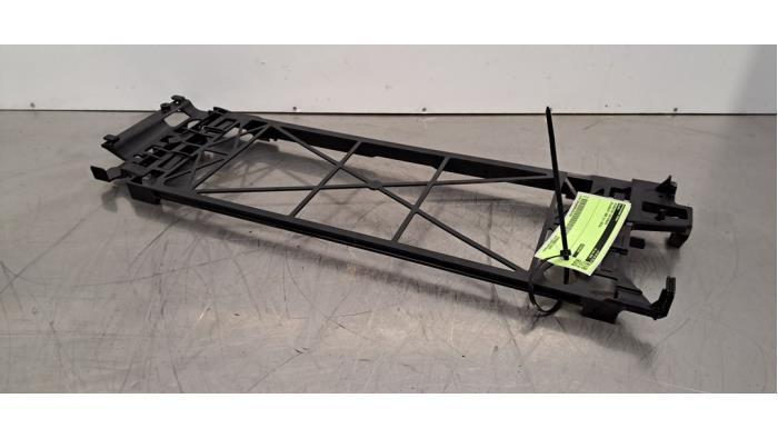 Divers en plastique Peugeot 408