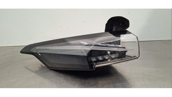 Feu arrière gauche Peugeot 408