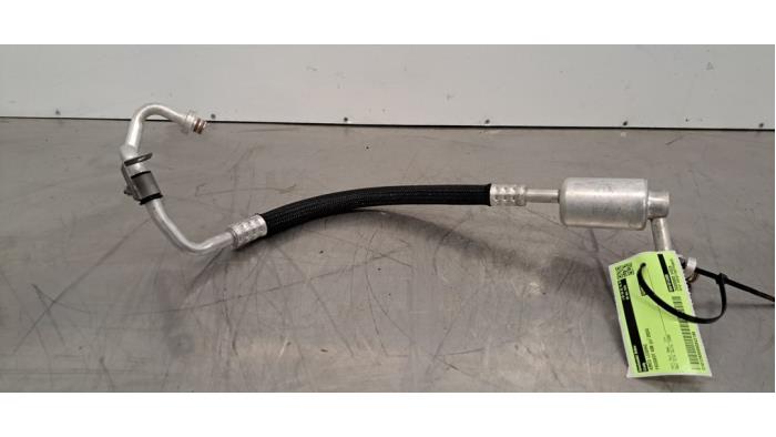 Tuyau clim Peugeot 408