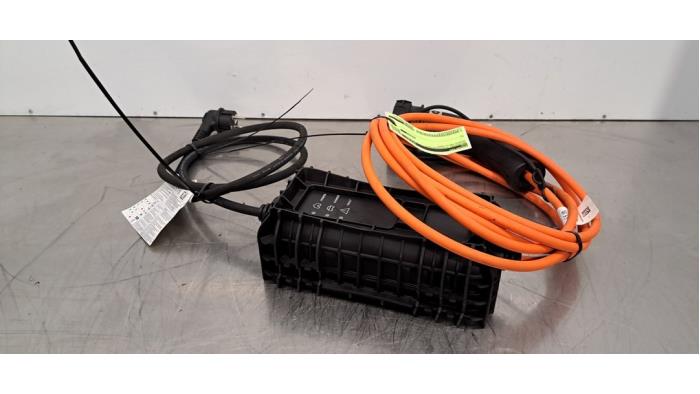 Câble de recharge électrique Peugeot 408