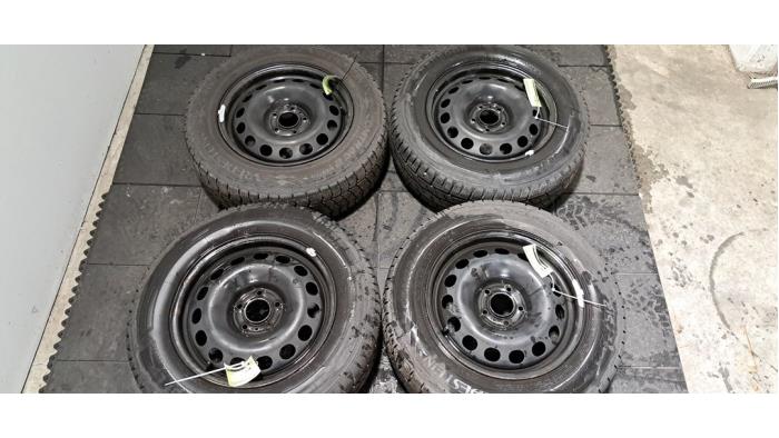 Kit jantes + pneumatiques Fiat Scudo