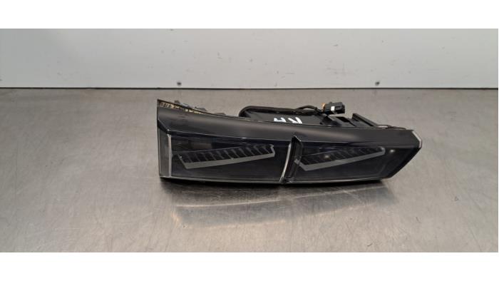 Feu arrière droit Peugeot 408