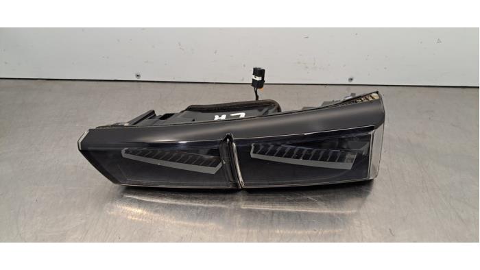 Feu arrière gauche Peugeot 408