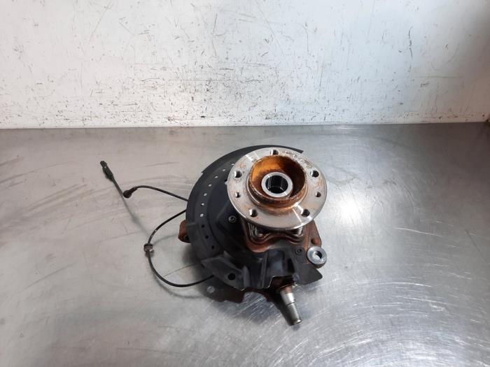 Joint avant droit Renault Master