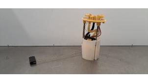 Gebruikte Tank element Pomp Renault Master III (FV) 2.3 dCi 150 16V FWD Prijs € 102,85 Inclusief btw aangeboden door Autohandel Didier