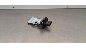 Gebruikte Luchtmassameter Renault Master III (FV) 2.3 dCi 150 16V FWD Prijs € 266,20 Inclusief btw aangeboden door Autohandel Didier