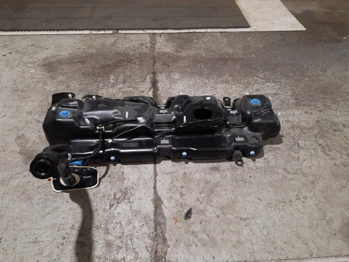 Réservoir de carburant Renault Master