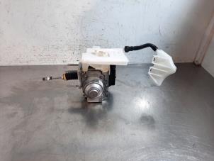 Gebruikte ABS Pomp Renault Master IV 2.0 Blue dCi 170 Prijs € 665,50 Inclusief btw aangeboden door Autohandel Didier