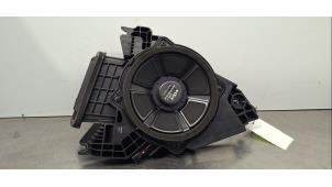 Gebruikte Subwoofer Kia EV9 (MV1) 76.1 kWh Prijs € 199,65 Inclusief btw aangeboden door Autohandel Didier