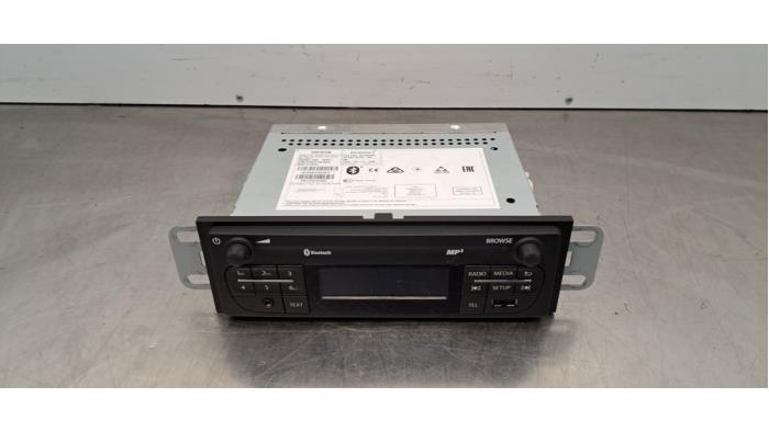 Radio Renault Express