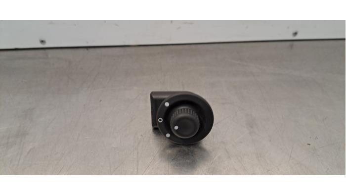 Commutateur rétroviseur Renault Express