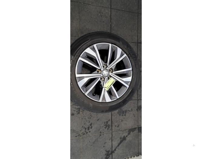Jante + pneumatique Peugeot 508