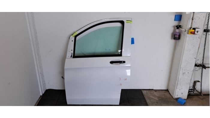 Portière 4portes avant gauche Mercedes Vito