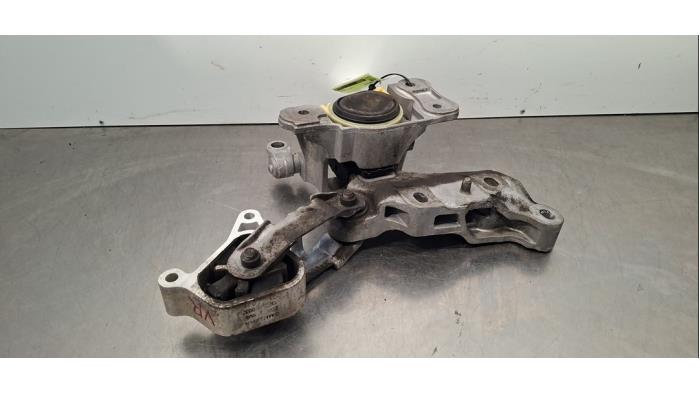 Support moteur Mercedes Vito