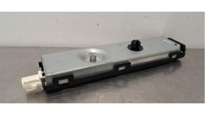 Antenne amplificateur Mercedes C-Klasse