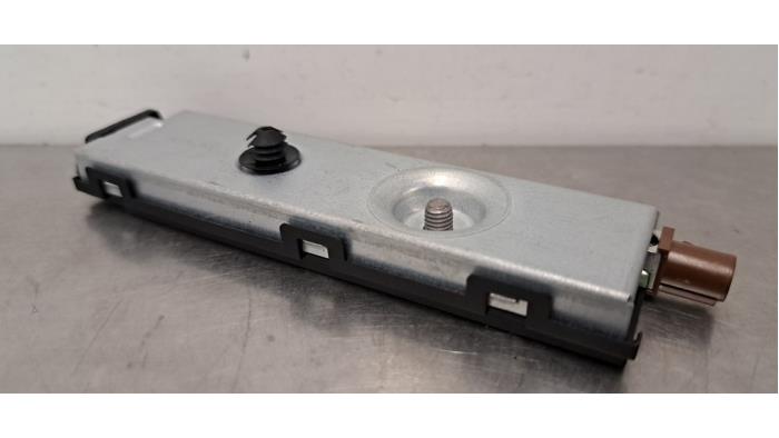 Antenne amplificateur Mercedes C-Klasse