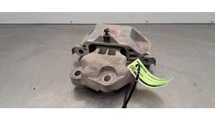 Gebruikte Versnellingsbak Steun Volkswagen Crafter (SY) 2.0 TDI FWD Prijs € 48,40 Inclusief btw aangeboden door Autohandel Didier