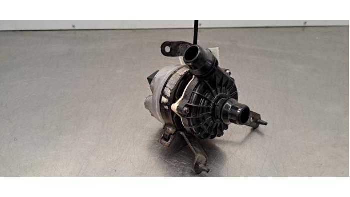 Pompe à eau supplémentaire Mercedes C-Klasse