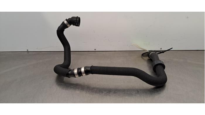 Tuyau radiateur Mercedes C-Klasse