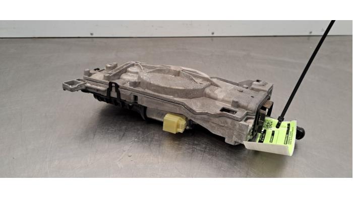 Hayon moteur Mercedes C-Klasse