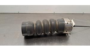 Gebruikte Intercooler Slang BMW X1 (U11) xDrive 25e 1.5 TwinPower Turbo 12V Prijs € 54,45 Inclusief btw aangeboden door Autohandel Didier