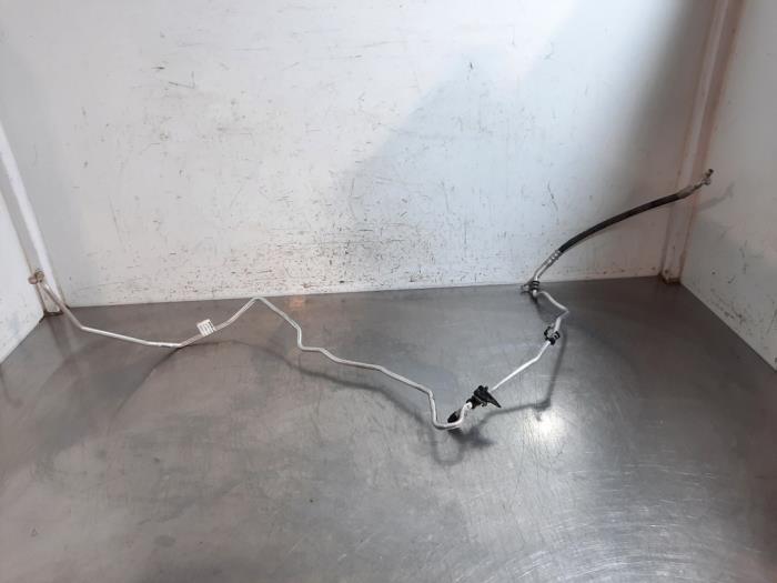 Tuyau clim Renault Trafic