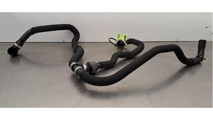 Tuyau radiateur Mercedes C-Klasse