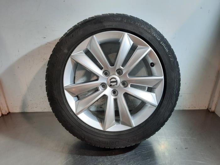 Jante + pneu d'hiver Volvo V60