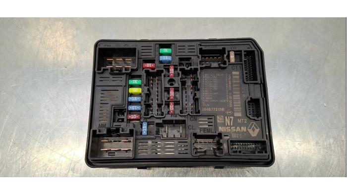 Boîte à fusibles Renault Clio