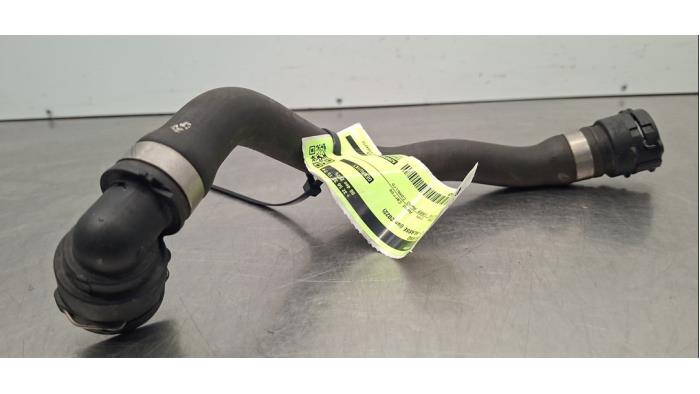 Tuyau radiateur Mercedes C-Klasse