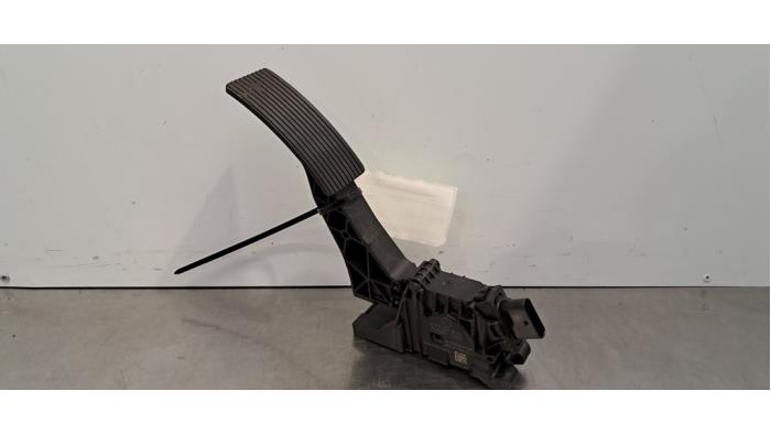 Pédale d'accélérateur Mercedes GLB-Klasse