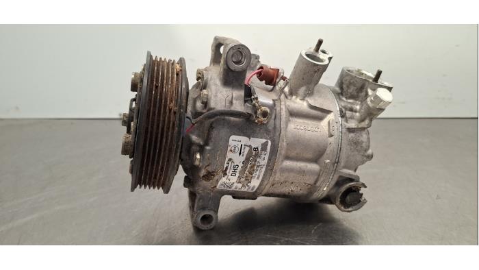 Pompe clim Volkswagen Caddy