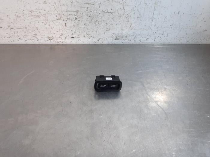 Commutateur hayon Volvo V60