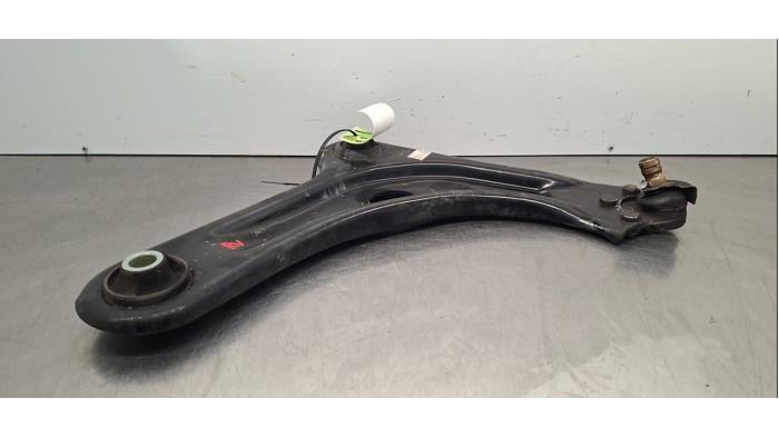 Bras de suspension avant droit Citroen C3
