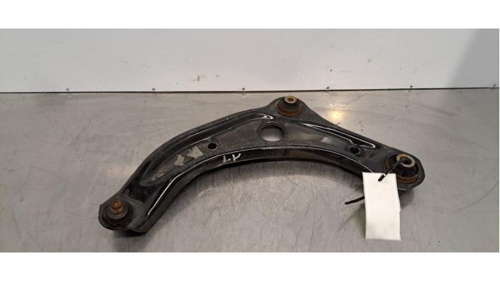 Bras de suspension avant gauche Nissan Micra