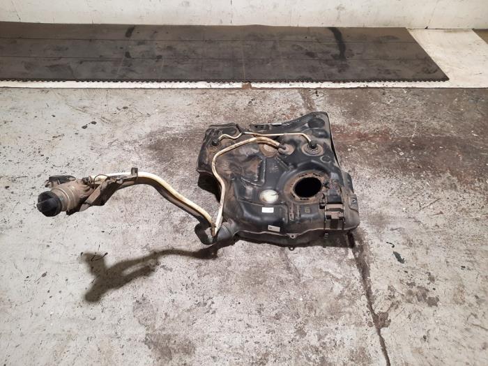 Réservoir de carburant Volkswagen Golf