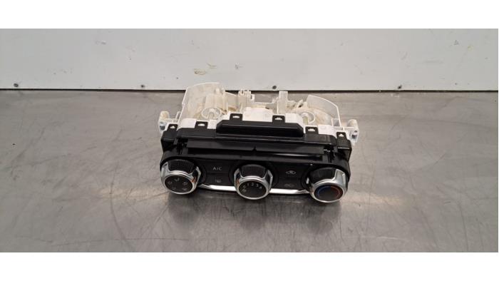Panneau de commande clim Nissan Micra