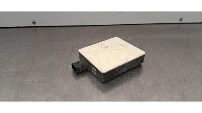 Capteur radar Mercedes EQS