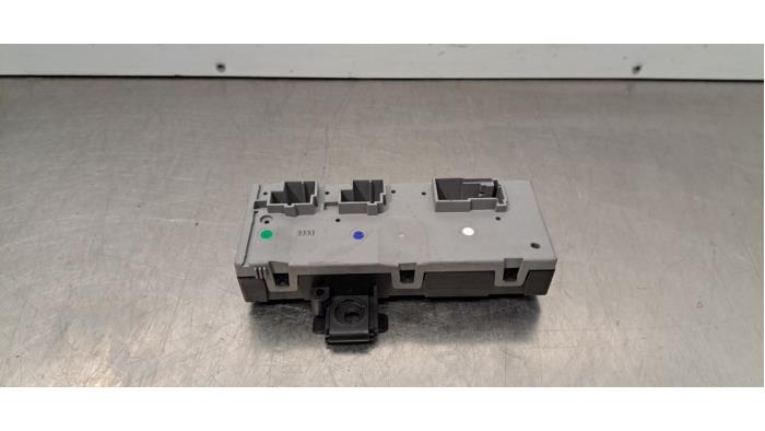 Module passage hayon Mercedes EQS