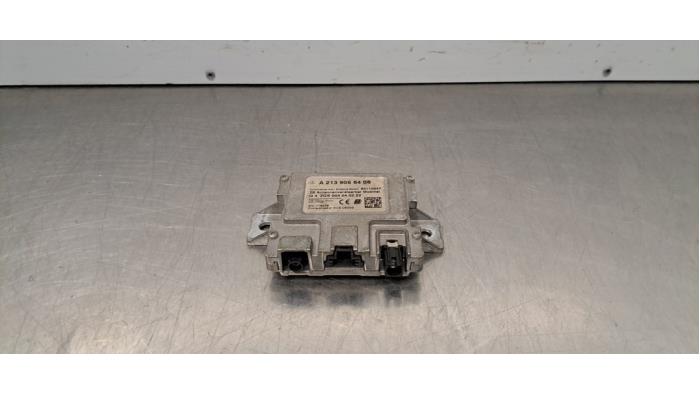 Antenne amplificateur Mercedes EQS