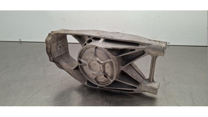 Support moteur Mercedes EQS