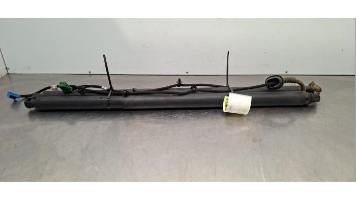 Kit amortisseur couvercle coffre Mercedes EQS