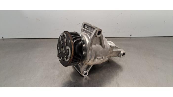 Pompe clim Nissan Micra